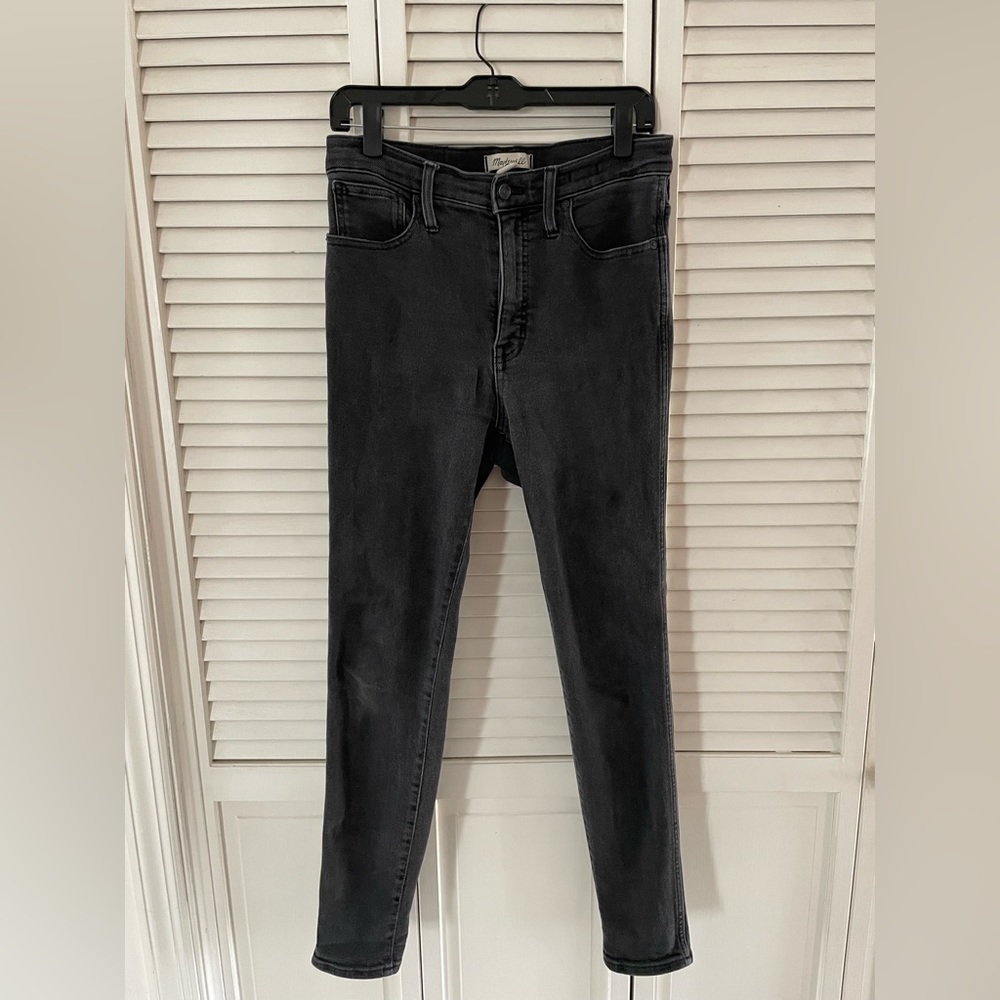 Madewell Women’s 10” High-Rise Skinny Jeans in Distressed/Faded Black (Sz. 30)
